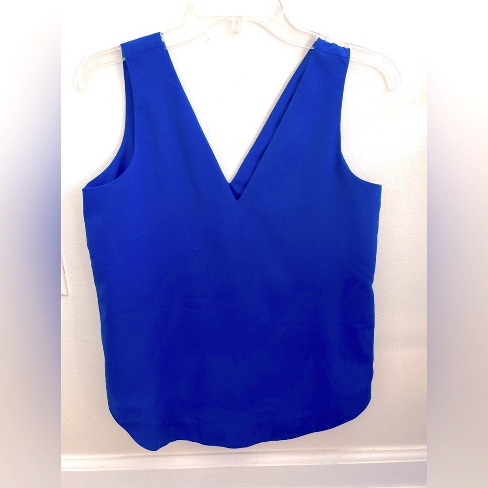 Beautiful Banana Republic top